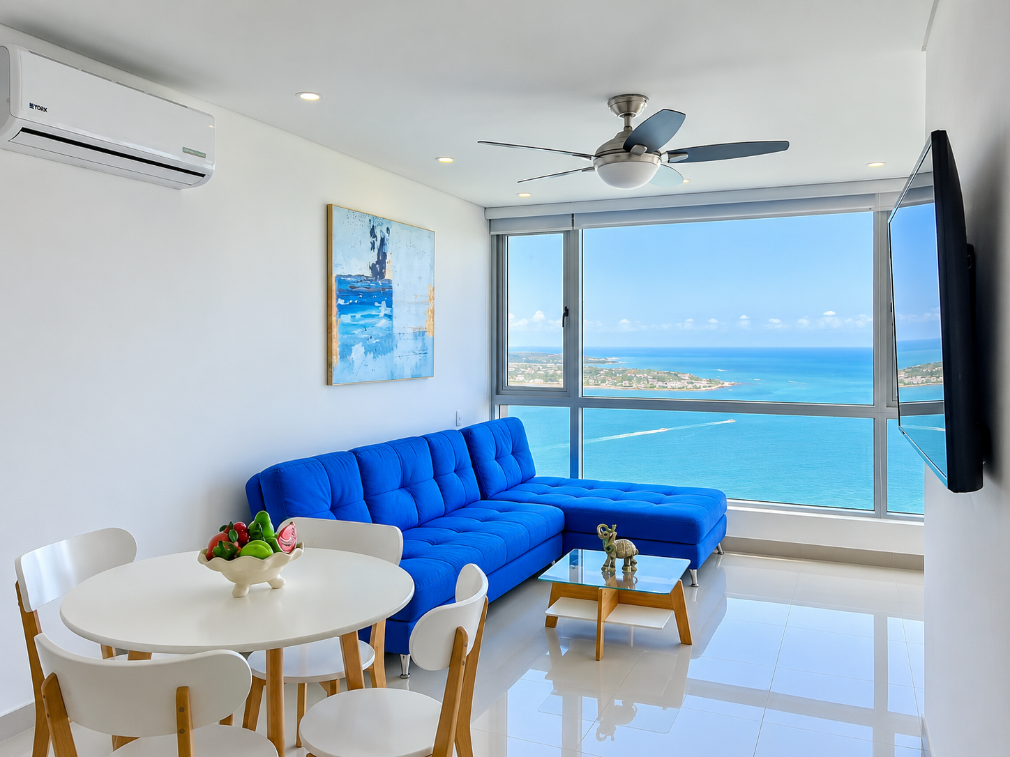 Apartamento en arriendo en El Laguito, Cartagena · foto 2 de 11