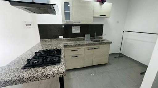 Apartamento de 2 alcobas en arriendo en Modelo Norte, Bogotá, 70 m² · foto 2 de 21