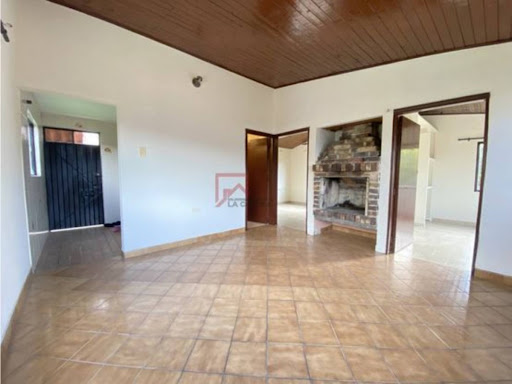 Casa en venta en Vereda El Salitre, La Calera · foto 2 de 12