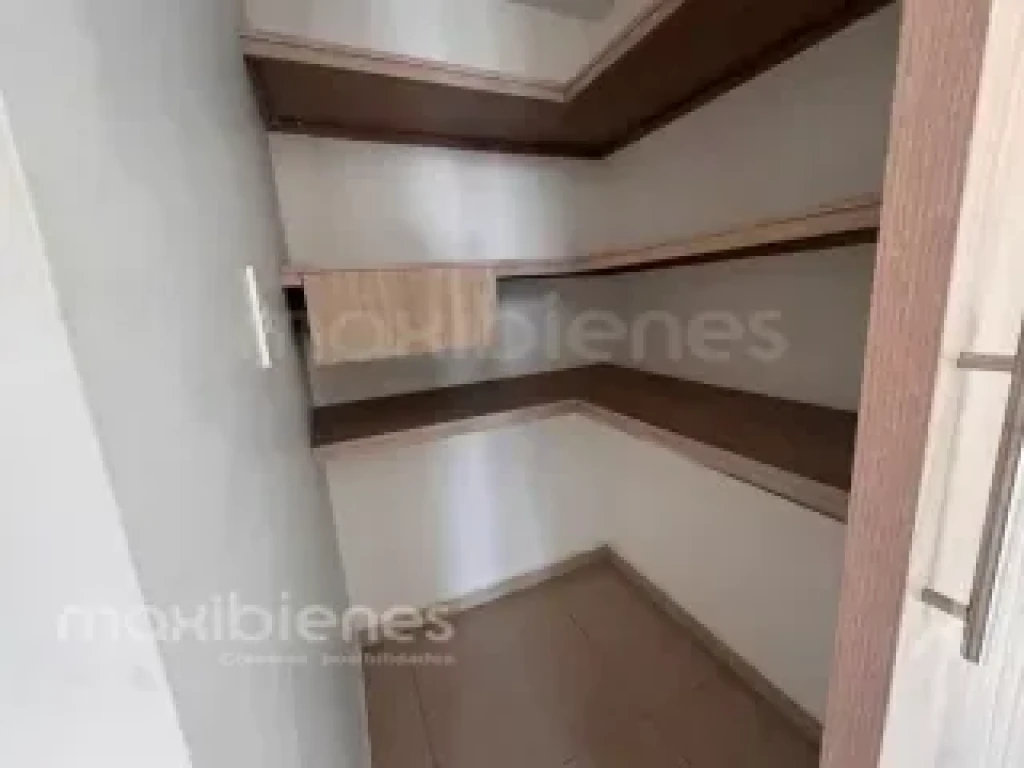 Apartamento en arriendo en Centro, Rionegro · foto 5 de 7
