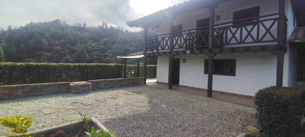 Finca en arriendo en Belchite, Rionegro, 2500 m² · foto 15 de 21