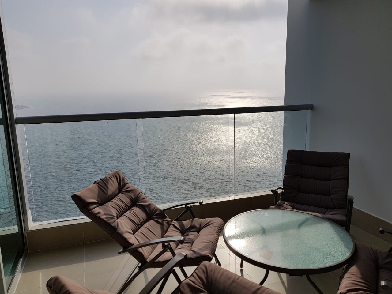 Apartamento en arriendo en El Laguito, Cartagena · foto 3 de 11