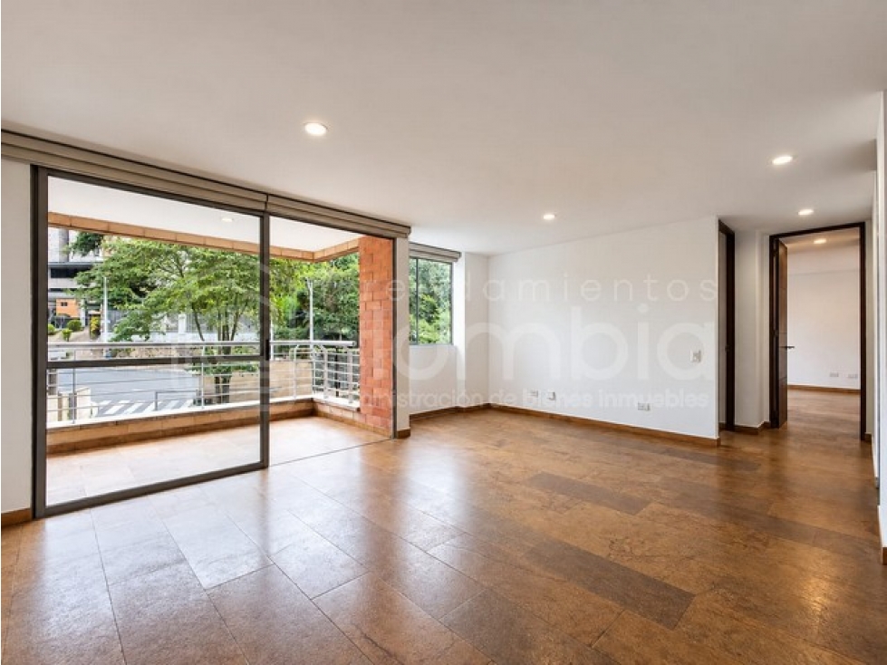 Apartment for rent in Loma del Escobero, Envigado