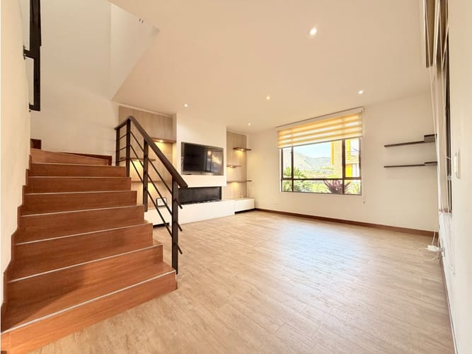 Casa de 3 alcobas en arriendo en Pueblo Viejo, Cota, 140 m² · foto 3 de 24