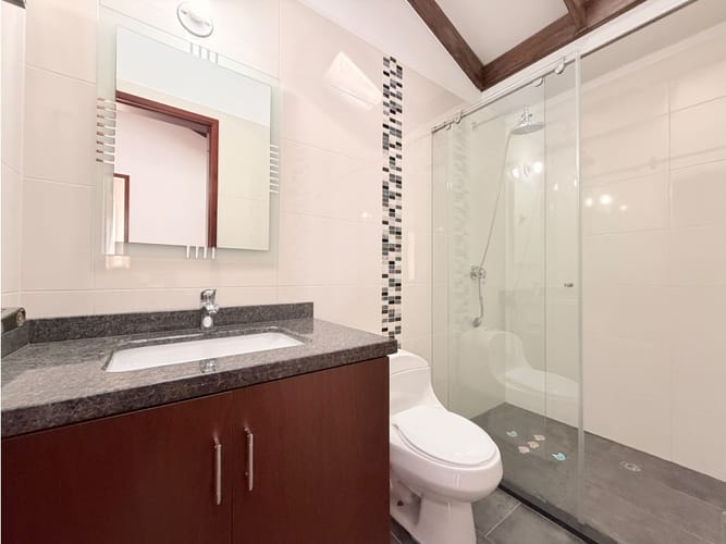 Casa de 3 alcobas en arriendo en Pueblo Viejo, Cota, 140 m² · foto 20 de 24