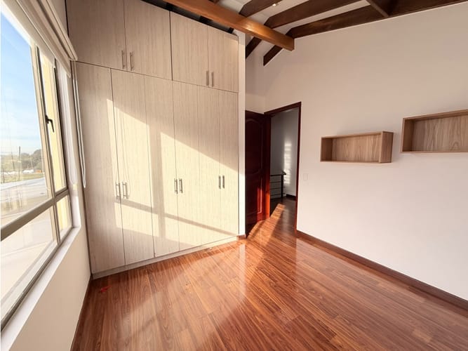 Casa de 3 alcobas en arriendo en Pueblo Viejo, Cota, 140 m² · foto 21 de 24