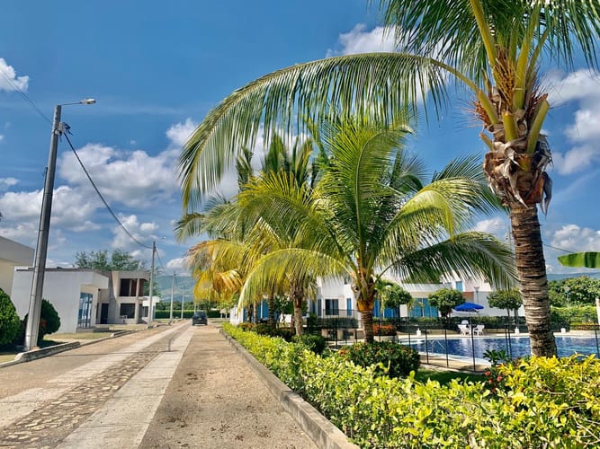 Casa de 5 alcobas en venta en Girardot, Girardot, 153 m² · foto 5 de 17