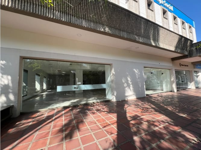 Local en arriendo en El Prado, Barranquilla, 338 m² · foto 2 de 13