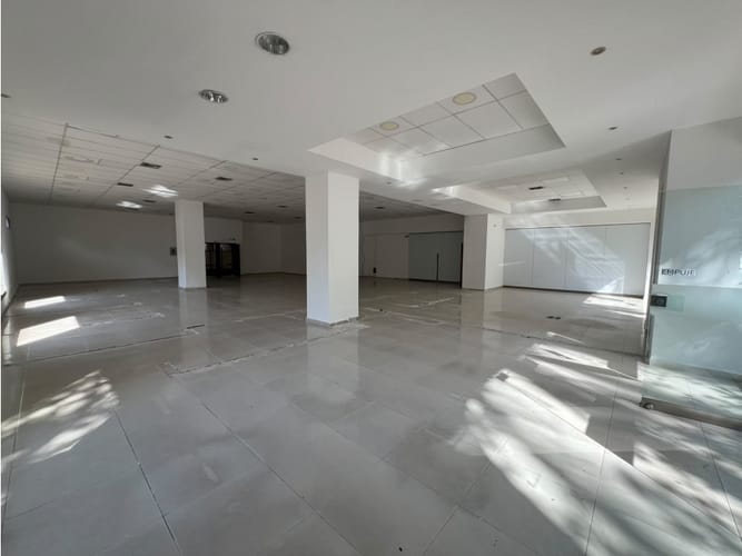 Local en arriendo en El Prado, Barranquilla, 338 m² · foto 11 de 13