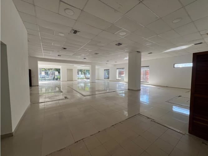 Local en arriendo en El Prado, Barranquilla, 338 m² · foto 12 de 13
