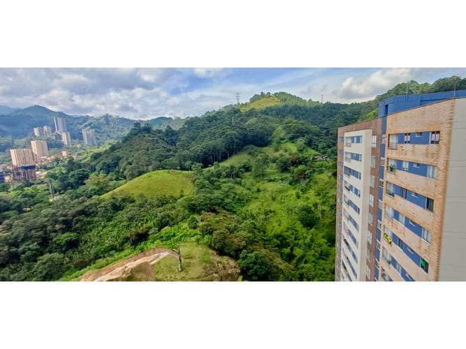 Apartamento de 2 alcobas en venta en Villa Santa Teresa, Sabaneta, 69 m² · foto 3 de 24