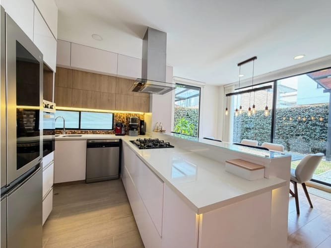 Casa de 3 alcobas en venta en Cr El Bosque, Chía, 153 m² · foto 10 de 24