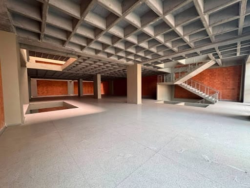 Bodega en arriendo en Perpetuo Socorro, Medellín, 3000 m² · foto 13 de 24