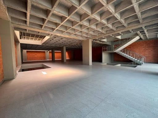 Bodega en arriendo en Perpetuo Socorro, Medellín, 3000 m² · foto 16 de 24