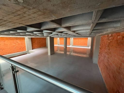 Bodega en arriendo en Perpetuo Socorro, Medellín, 3000 m² · foto 22 de 24