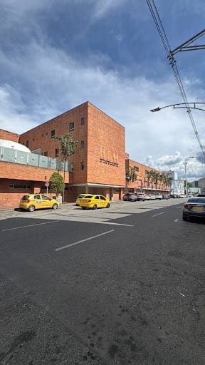 Bodega en arriendo en Perpetuo Socorro, Medellín, 3000 m² · foto 24 de 24