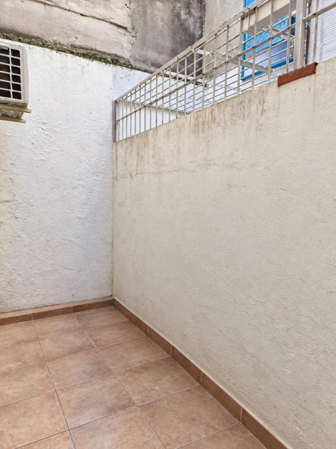 Alquiler Apartamento Planta Baja 2 Dormitorios 2 Patios Propios En Pocitos · Foto 11