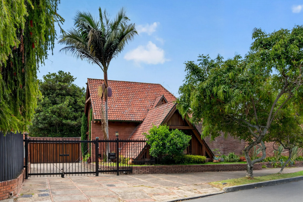 Casa en Arriendo en Santa Barbara, Bogotá