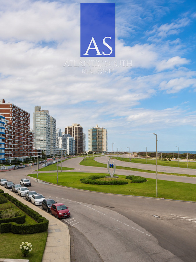 Apartamento de 2 dormitorios + dependencia completa en Imperiale II, Playa Brava · Foto 2