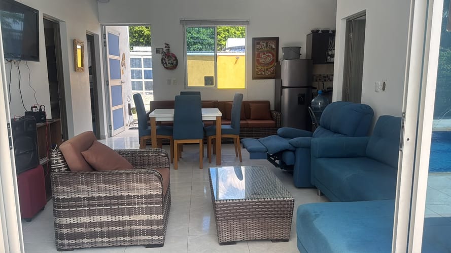 Casa de 3 alcobas en venta en Ricaurte, 115 m² · foto 2 de 20