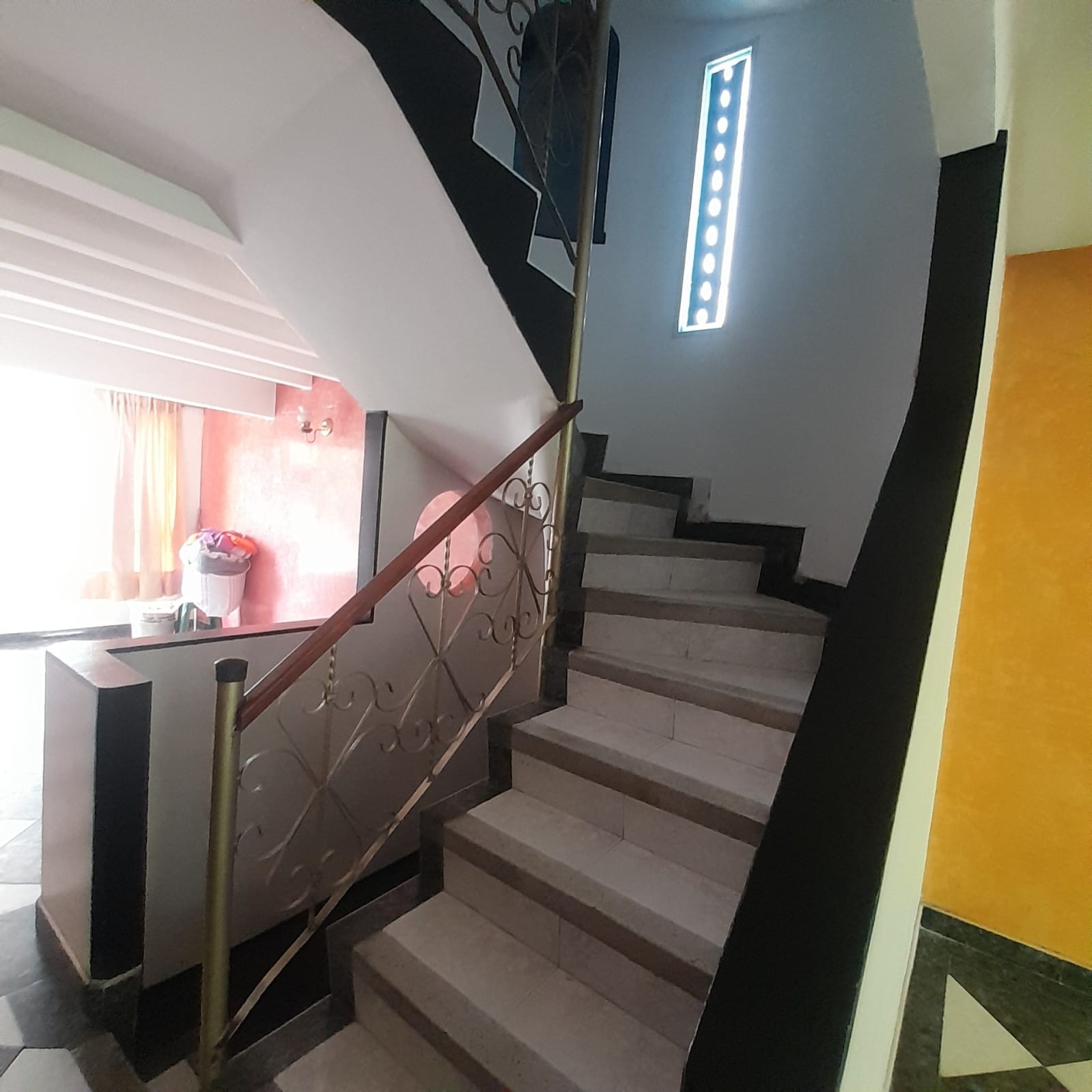 Casa en venta en Las Lomas, Bogotá · foto 7 de 15