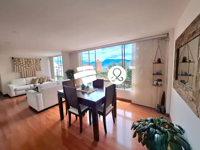 Apartamento de 3 alcobas en venta en El Poblado, Medellín · foto 3 de 24
