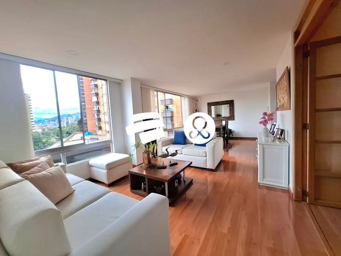 Apartamento de 3 alcobas en venta en El Poblado, Medellín · foto 6 de 24