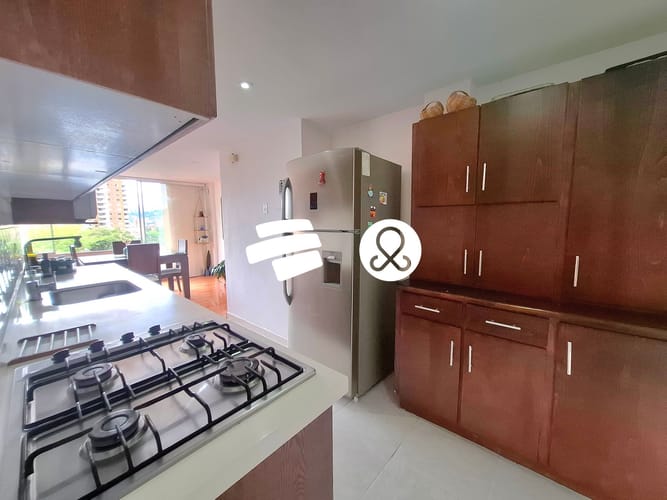Apartamento de 3 alcobas en venta en El Poblado, Medellín · foto 11 de 24