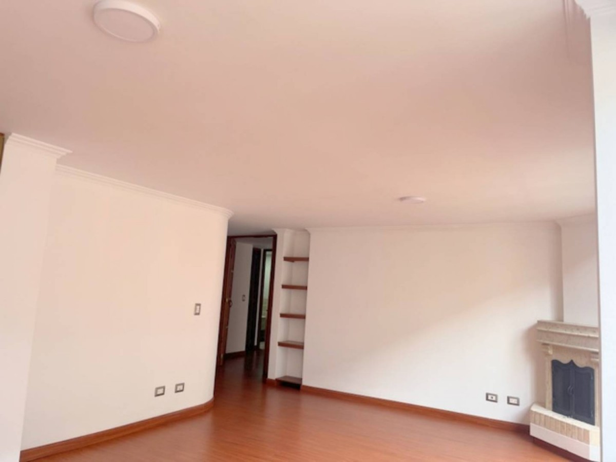 Apartamento en venta en El Batán, Bogotá · foto 2 de 24