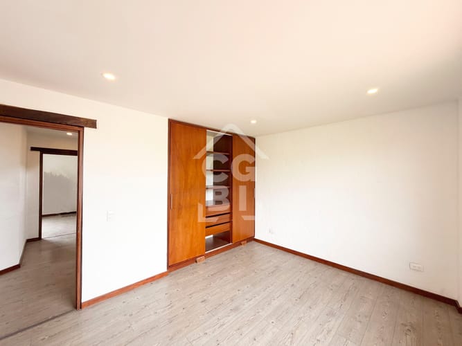 Casa de 4 alcobas en arriendo en Cr. Pinar De Calahorra, Cajicá, 197 m² · foto 8 de 24
