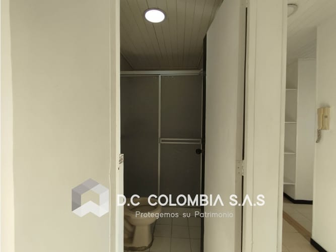 Apartamento de 2 alcobas en venta en Ub. Villa Arkadia, Ibagué, 71 m² · foto 7 de 13
