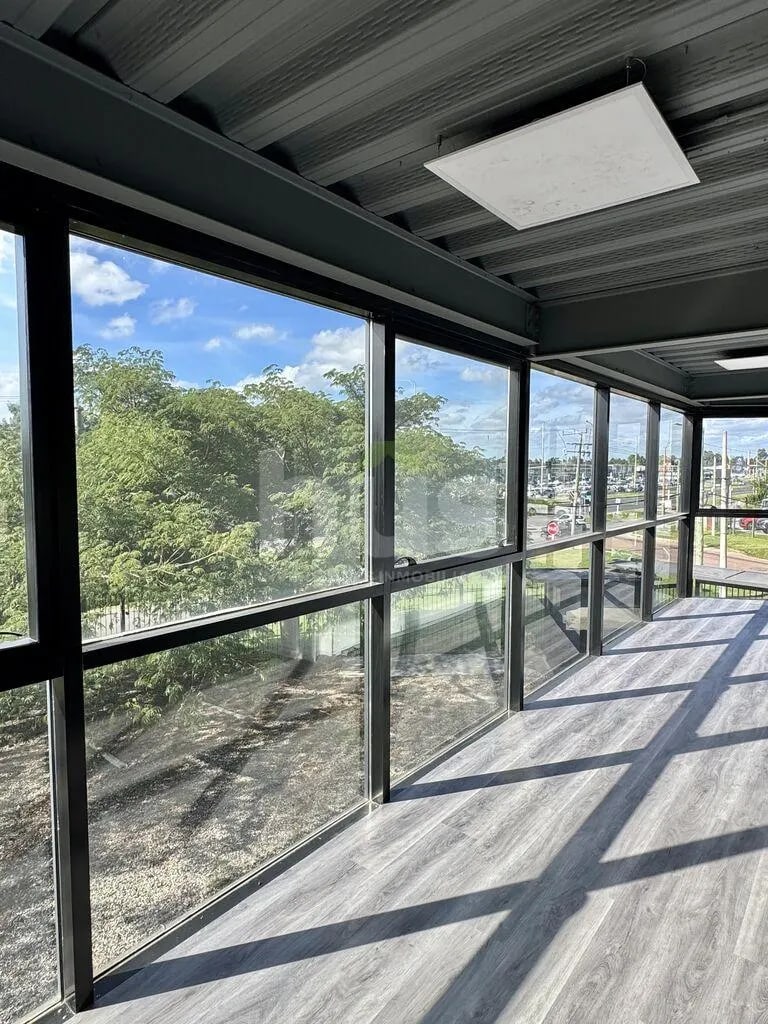 Edificio Oficinas Comercial en Gran Punto Sobre Ruta · Foto 9