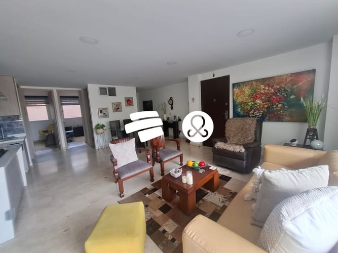 Apartamento de 3 alcobas en venta en Laureles, Medellín, 100 m² · foto 3 de 24