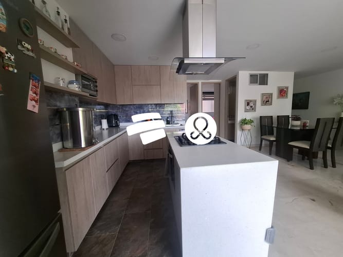 Apartamento de 3 alcobas en venta en Laureles, Medellín, 100 m² · foto 18 de 24