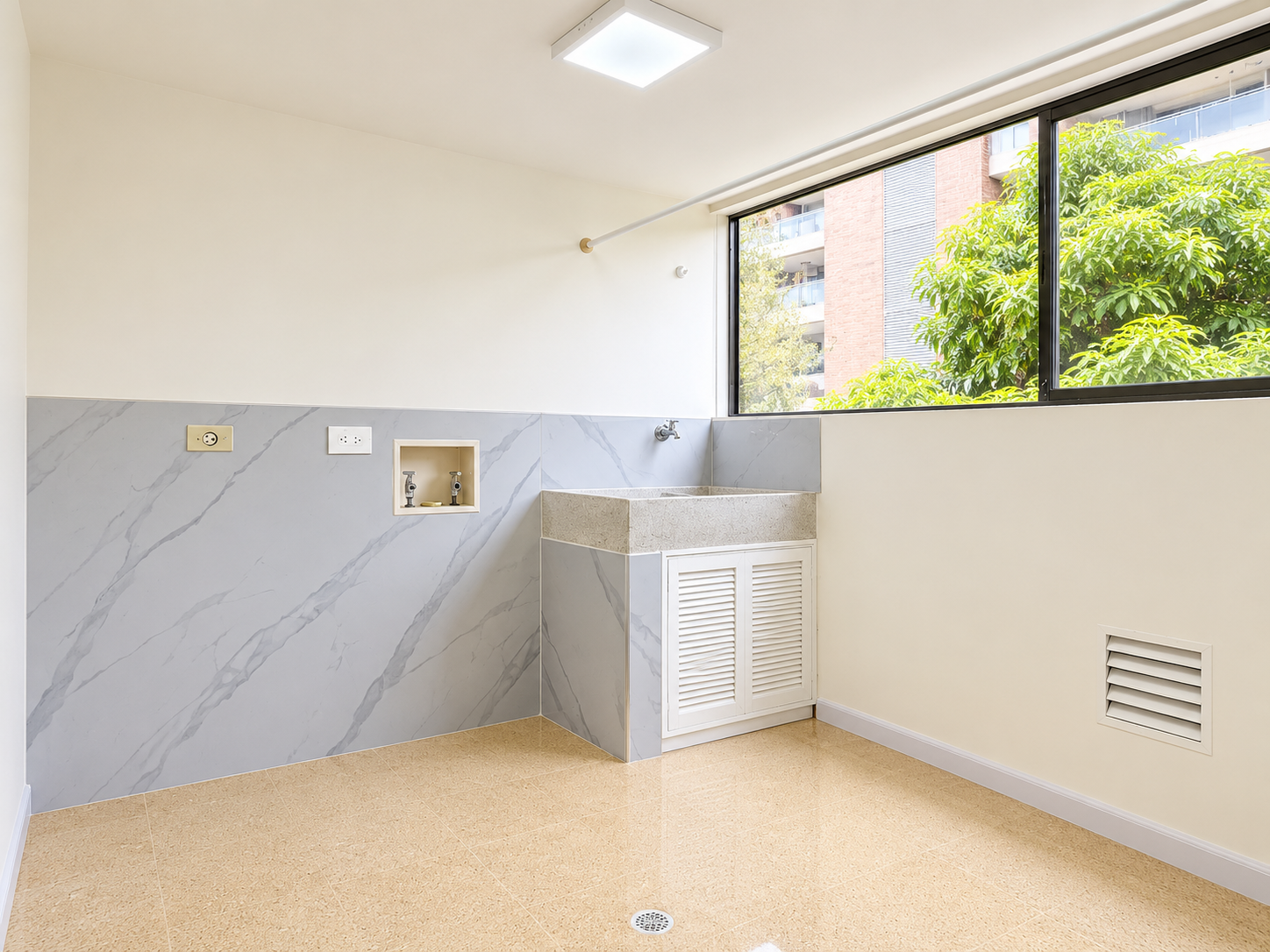 Casa en arriendo en El Poblado, Medellín · foto 7 de 20