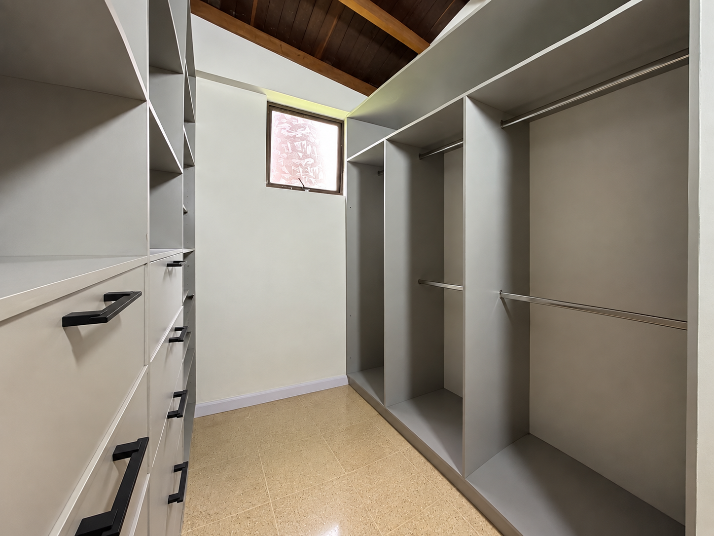 Casa en arriendo en El Poblado, Medellín · foto 11 de 20