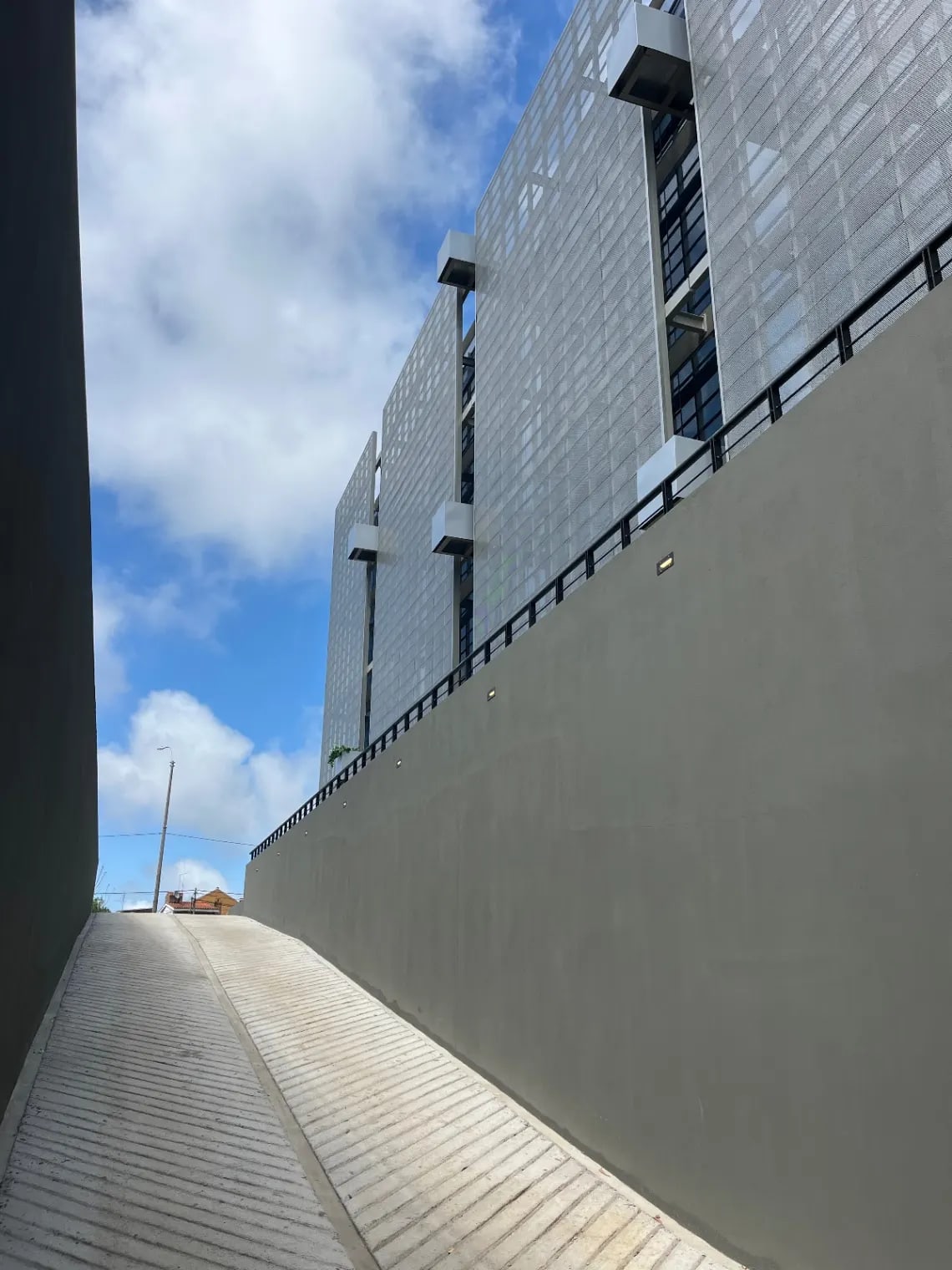 Oficina en Alquiler Ubicado en Carrasco Norte · Foto 7