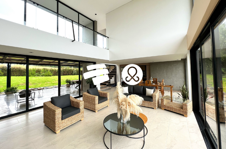 Casa de 7 alcobas en venta en Santa Elena, Medellín · foto 5 de 24