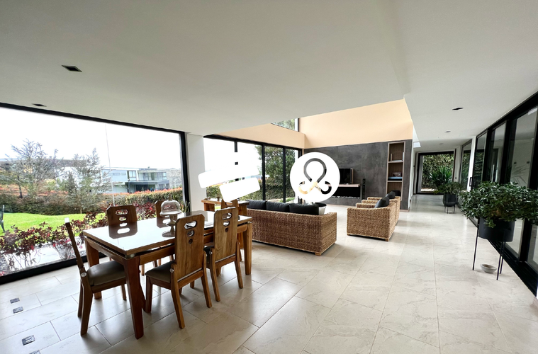 Casa de 7 alcobas en venta en Santa Elena, Medellín · foto 22 de 24