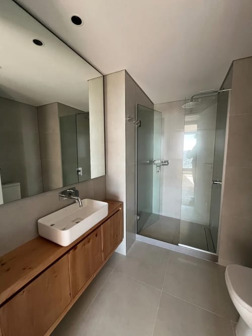 Apartamento de 3 Dormitorios Con Vista al Lago en Alquiler · Foto 8