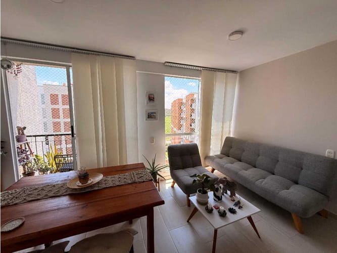 Apartamento de 2 alcobas en venta en Ciudad Melendez, Cali, 58 m² · foto 1 de 15