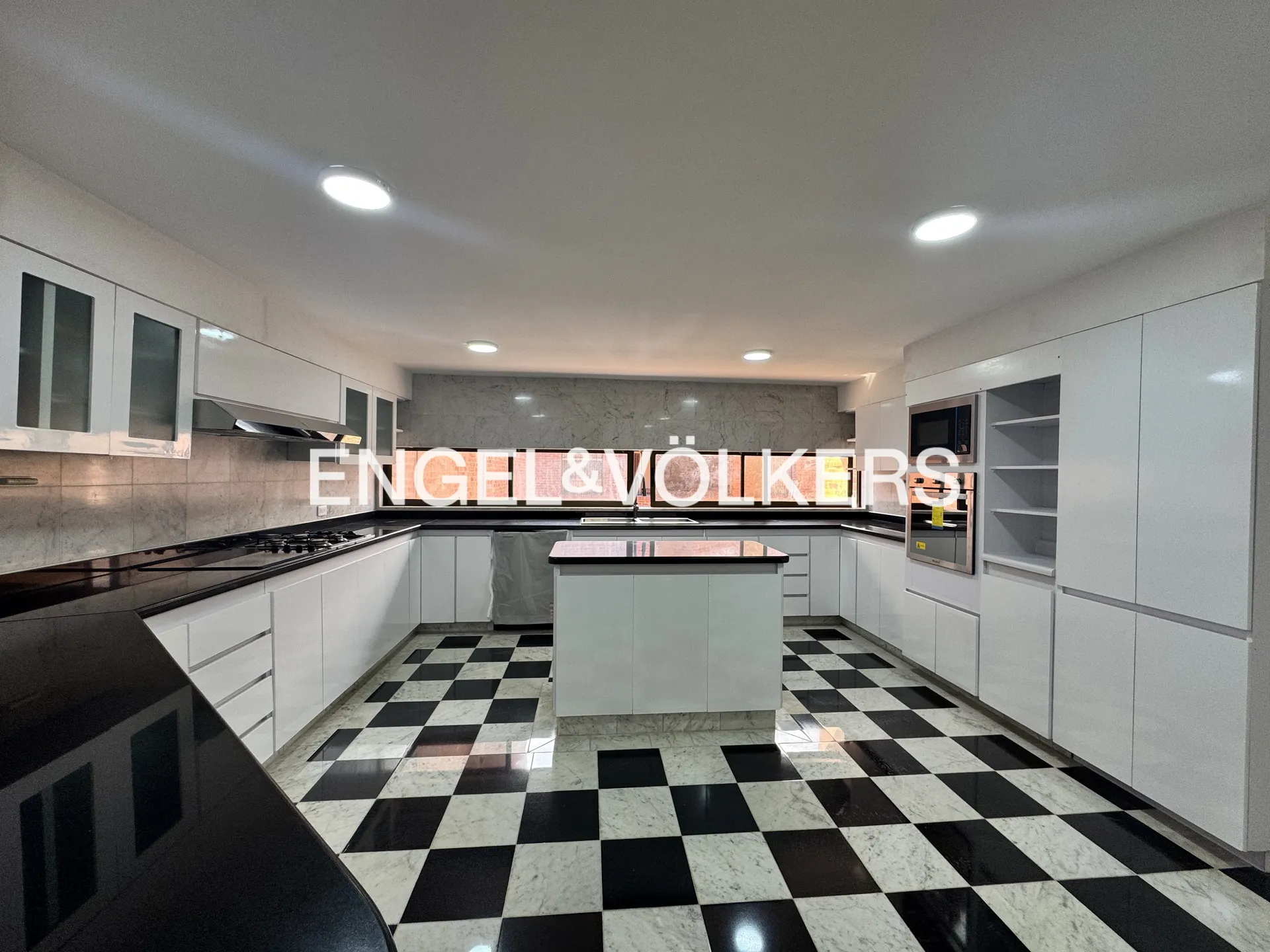 Apartamento en arriendo en La Carolina, Bogotá · foto 5 de 21