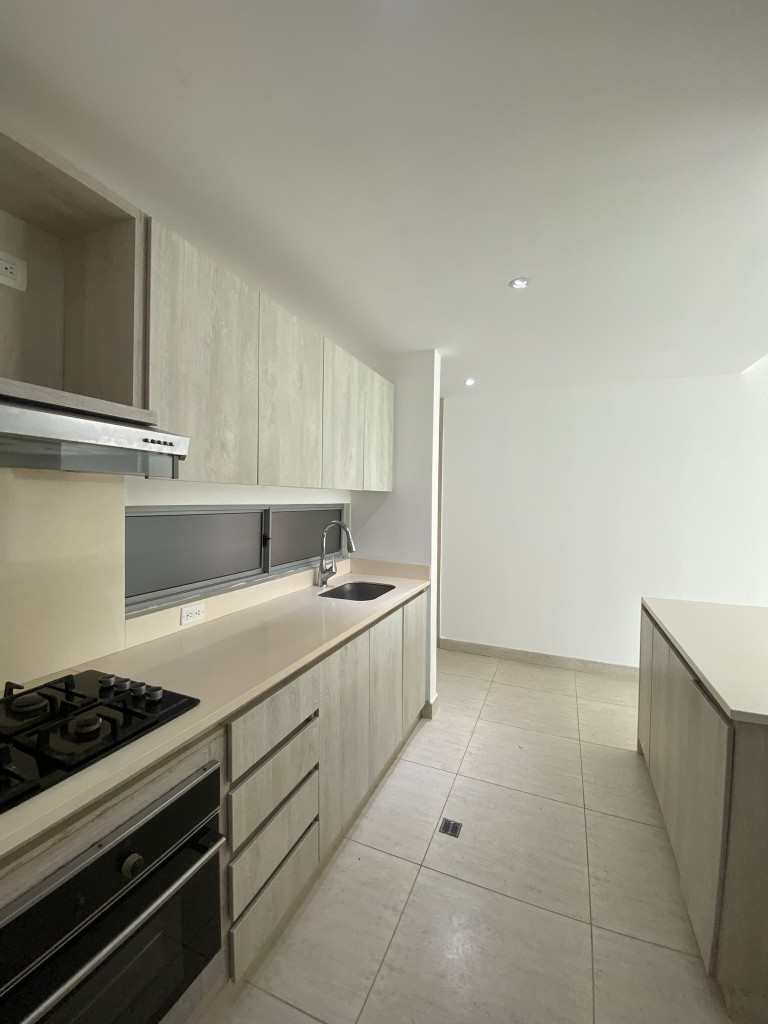Apartamento en venta en Cr.La Castellana, Barranquilla · foto 11 de 24