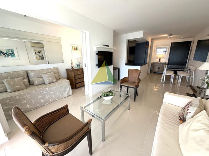 espectacular apartamento en venta en playa brava, 2 dormitorios y medio. - Ref : EQP8314