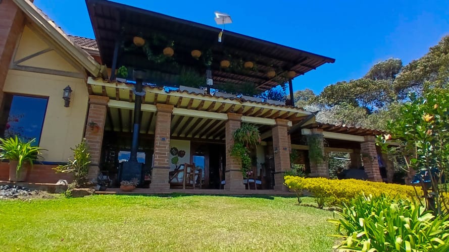 Finca en arriendo en Los Salados, El Retiro, 500 m² · foto 2 de 24