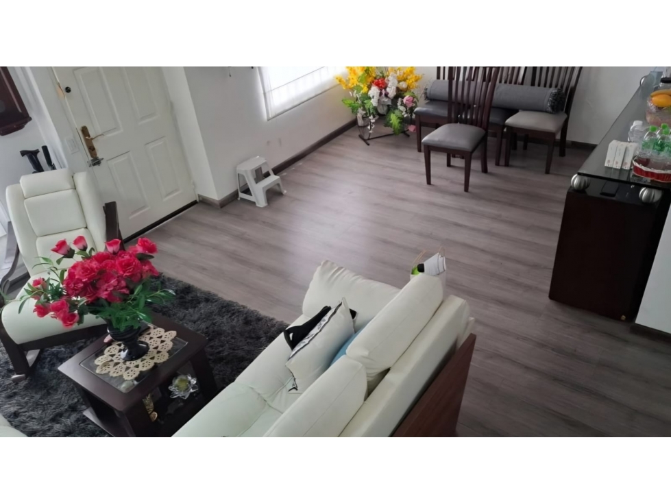 Casa en venta en Modelia, Bogotá · foto 3 de 24