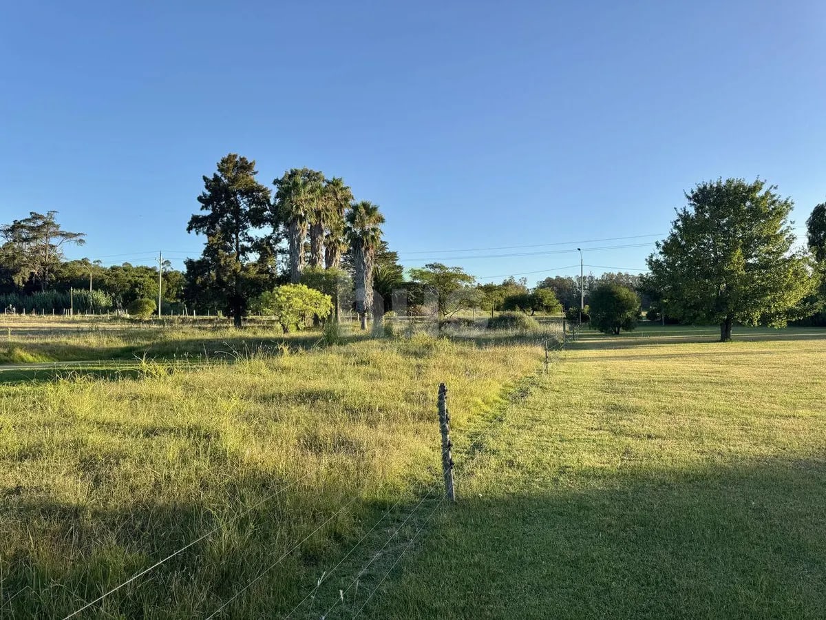 Muy Linda Chacra en Zona Barrios Privados · Foto 3