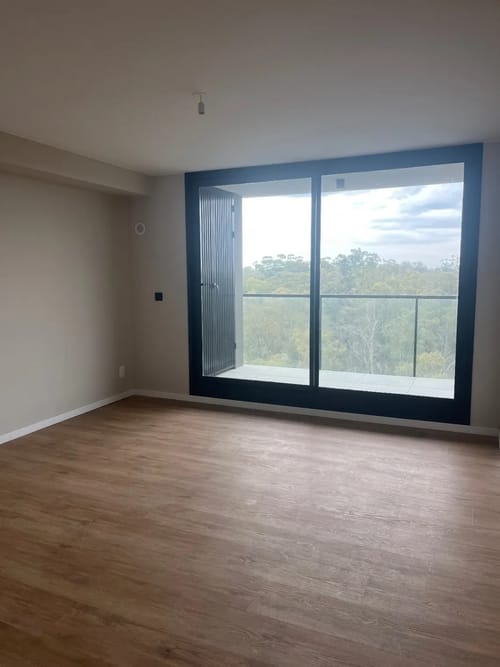 Apartamento a estrenar de 1 dormitorio en alquiler en Carrasco Este · Foto 2
