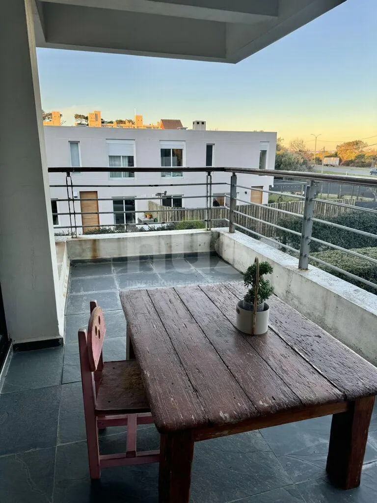 Apartamento en alquiler sobre la rambla, Barra de Carrasco · Foto 3
