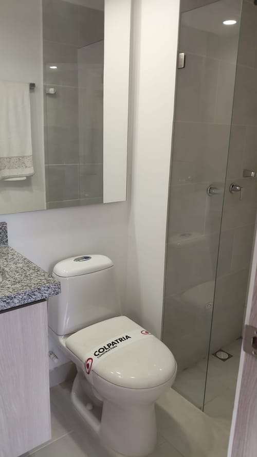 Apartamento de 3 alcobas en venta en Picaleña Y Mirolindo, Ibagué, 71 m² · foto 11 de 12